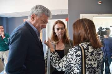 Reunión de los candidatos nacionalistas (NC) con la directiva del colectivo vecinal del Valle de los Nueve (Foto TA)